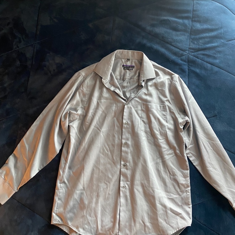 Geoffrey long sleeve collar fits medium/large